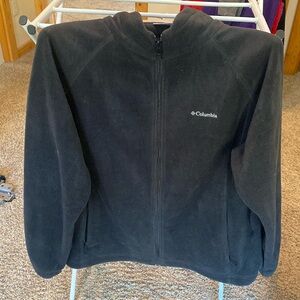 Women’s 2x Columbia fleece jacket